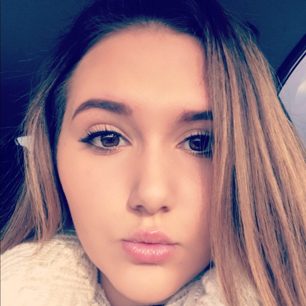 Meet your Posher, Grace